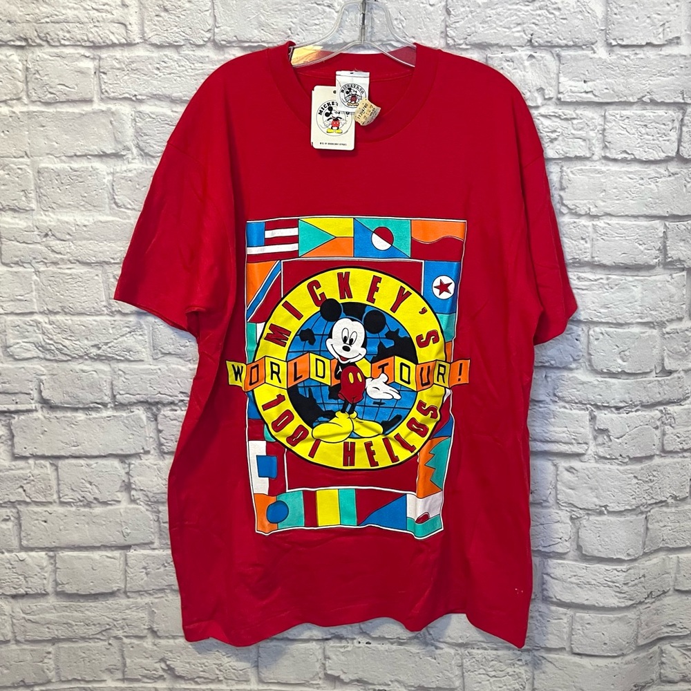 NWT Vintage Mickey & Co 1001 Hellos Red Graphic Tee Size XL